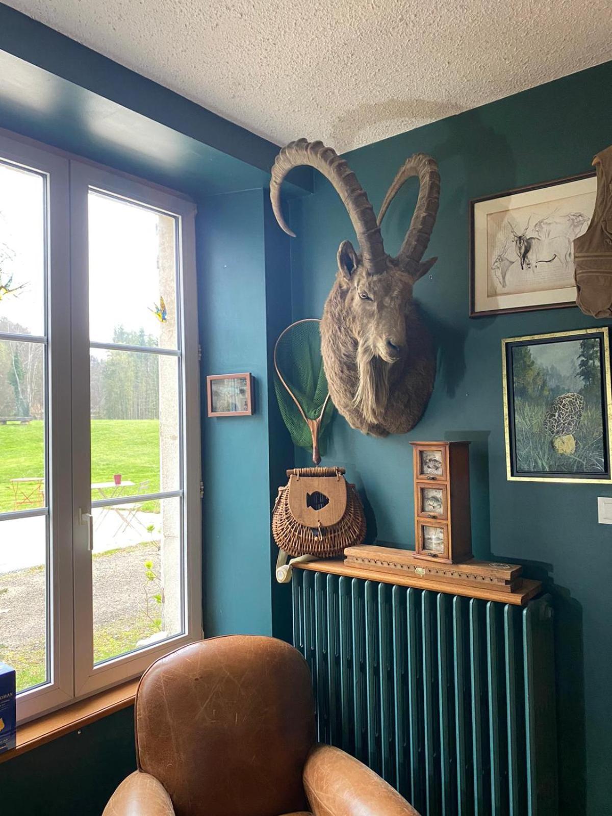 Lodge Hotel De Sommedieue Verdun ภายนอก รูปภาพ